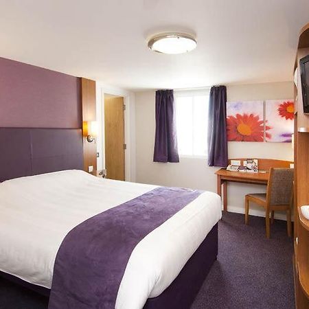Premier Inn Premier Inn Wigan Luaran gambar